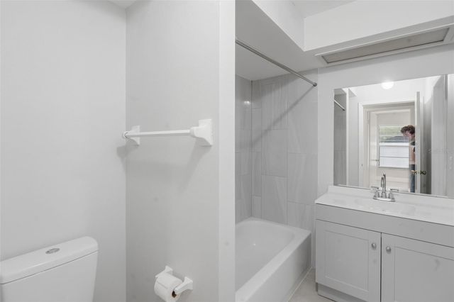 1912-1918 CRYSTAL GROVE DRIVE, Lakeland, FL 33801