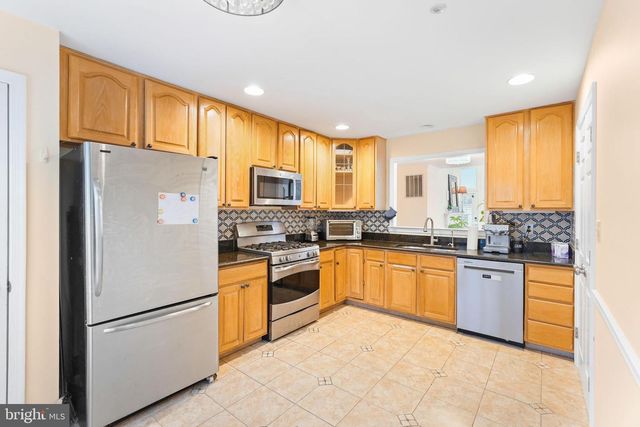 596 CHESTERTOWN ST, Gaithersburg, MD 20878