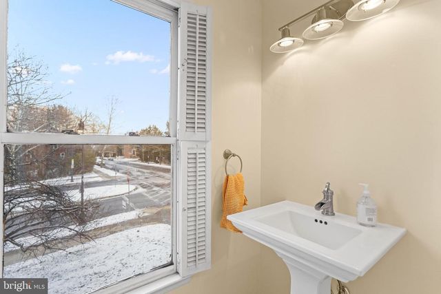 596 CHESTERTOWN ST, Gaithersburg, MD 20878