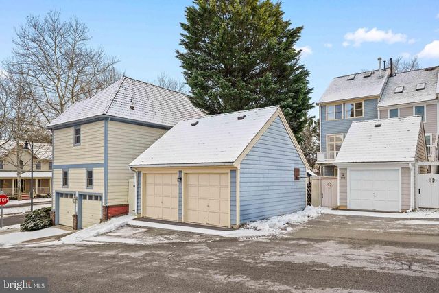 596 CHESTERTOWN ST, Gaithersburg, MD 20878