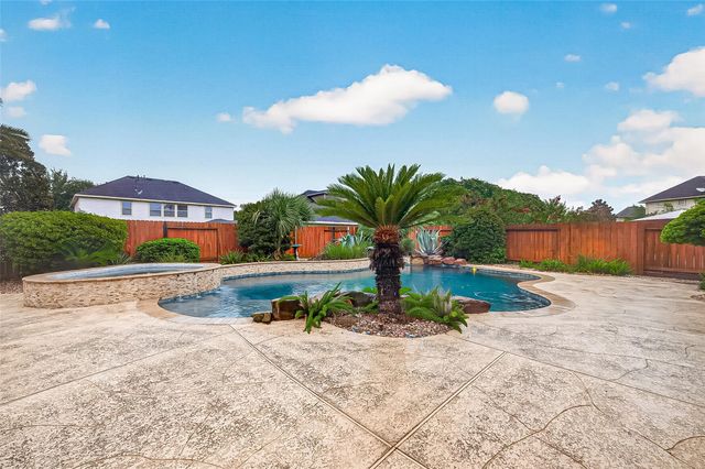 2414 Fairbreeze Drive, Katy, TX 77494