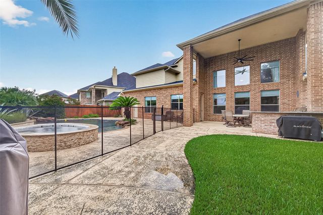 2414 Fairbreeze Drive, Katy, TX 77494