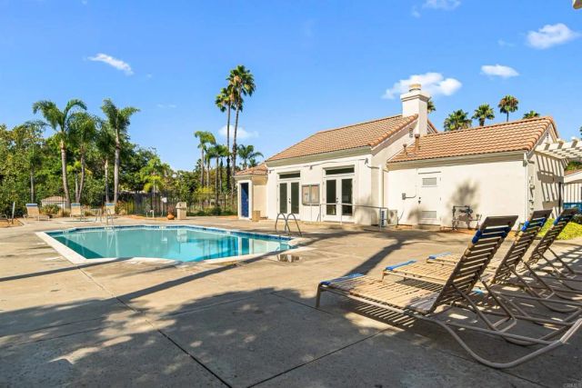 2218 Galvani Lane, Vista, CA 92084