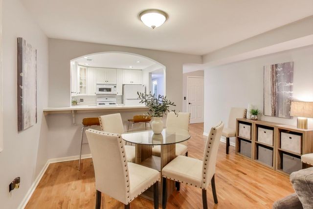 4212 N ASHLAND Avenue GS, Chicago, IL 60613