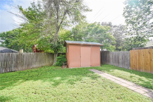 11902 Black Peak, Corpus Christi, TX 78410