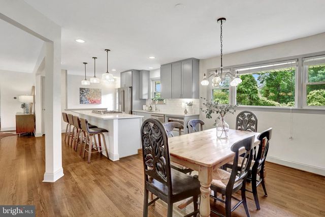 8906 DOGUE DR, Alexandria, VA 22309