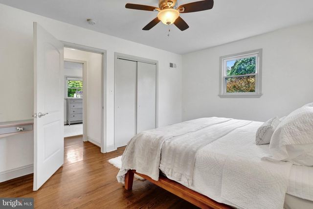 8906 DOGUE DR, Alexandria, VA 22309