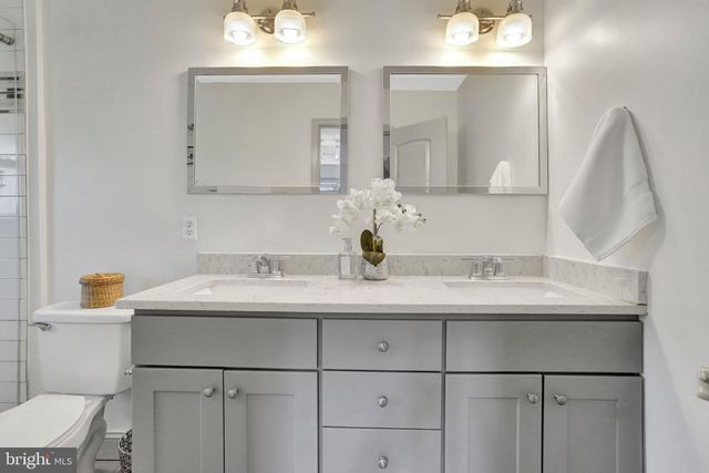 8906 DOGUE DR, Alexandria, VA 22309