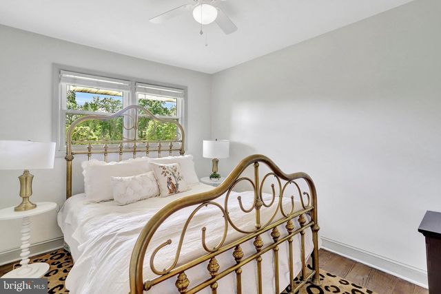 8906 DOGUE DR, Alexandria, VA 22309