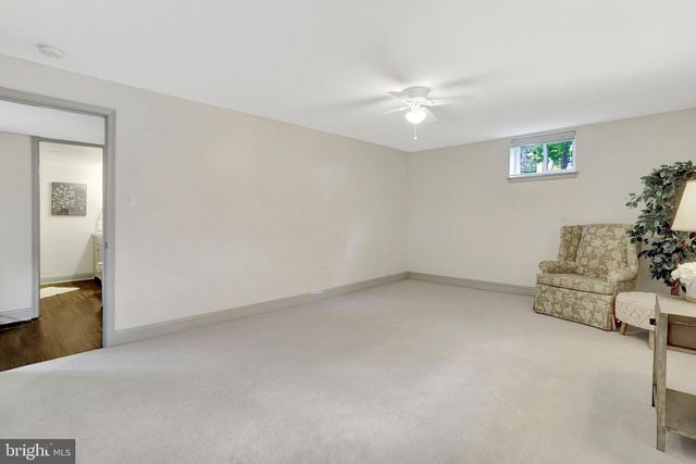 8906 DOGUE DR, Alexandria, VA 22309