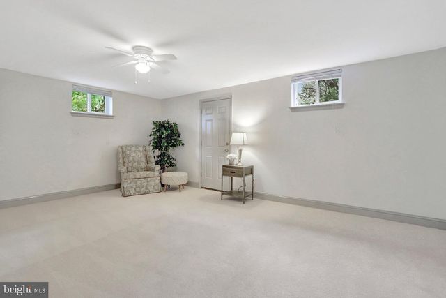 8906 DOGUE DR, Alexandria, VA 22309