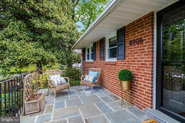 8906 DOGUE DR, Alexandria, VA 22309