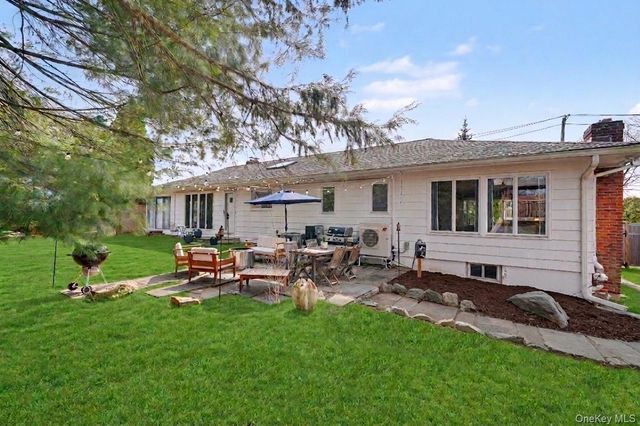 1304 Birch Hill Lane, Mamaroneck, NY 10543