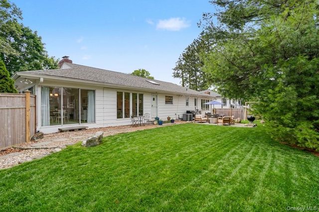 1304 Birch Hill Lane, Mamaroneck, NY 10543