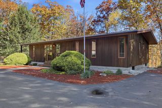155 Londonderry Turnpike, Hooksett, NH 03106