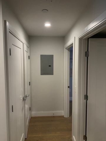 7 Saco St 5, Boston, MA 02122