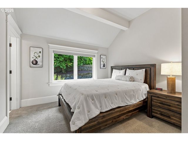 220 S CALIFORNIA St, Portland, OR 97219