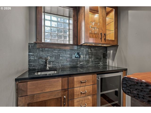 220 S CALIFORNIA St, Portland, OR 97219