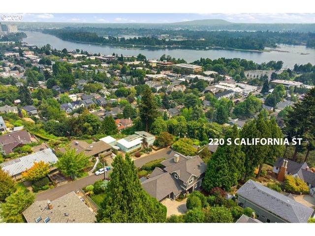 220 S CALIFORNIA St, Portland, OR 97219