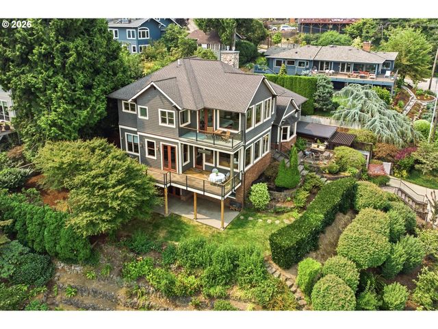 220 S CALIFORNIA St, Portland, OR 97219