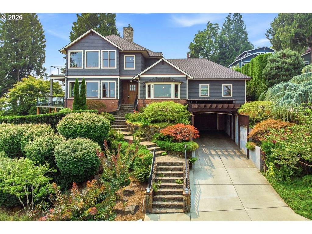 220 S CALIFORNIA St, Portland, OR 97219