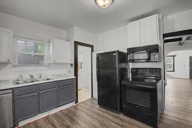 2611 Girard Avenue N, Minneapolis, MN 55411