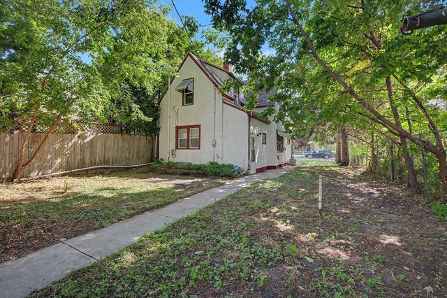 2611 Girard Avenue N, Minneapolis, MN 55411