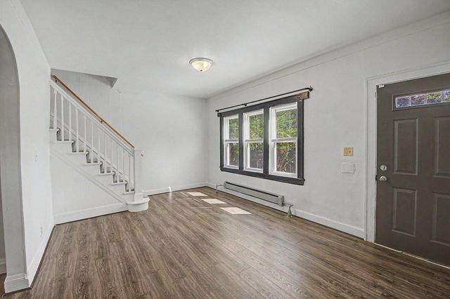 2611 Girard Avenue N, Minneapolis, MN 55411