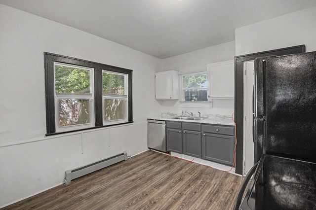 2611 Girard Avenue N, Minneapolis, MN 55411
