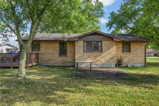 601 Evergreen Park Dr, Hopkinsville, KY 42240