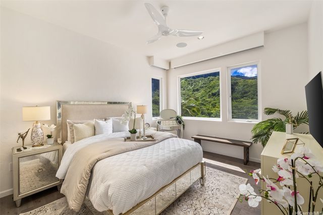 47-958 Kamakoi Road, Kaneohe, HI 96744