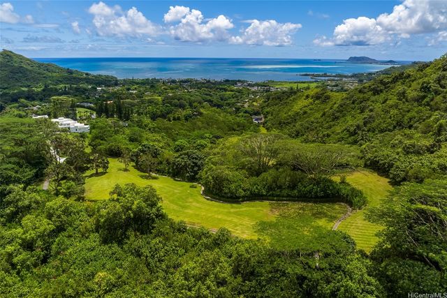 47-958 Kamakoi Road, Kaneohe, HI 96744