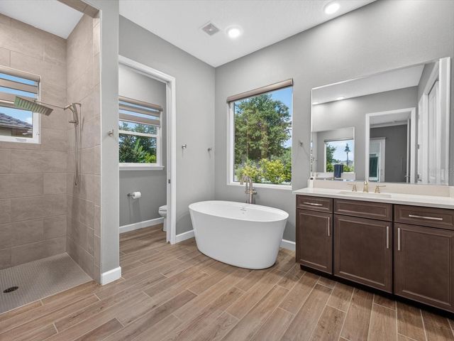 196 HAMPTON LOOP, Davenport, FL 33837