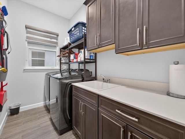 196 HAMPTON LOOP, Davenport, FL 33837