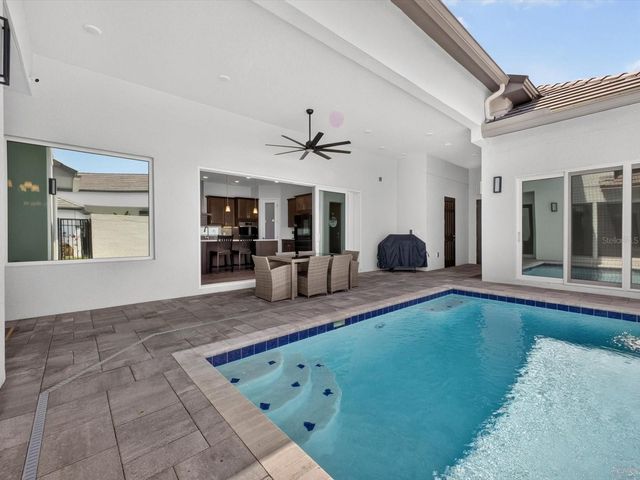 196 HAMPTON LOOP, Davenport, FL 33837