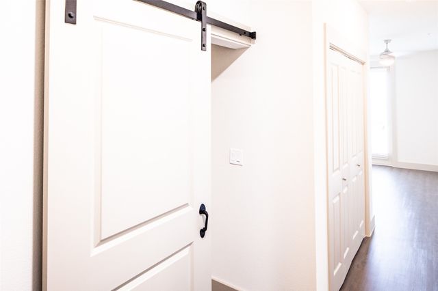 2103 Moser Avenue 308, Dallas, TX 75206