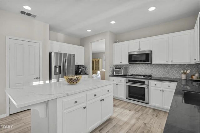 4648 Marrisa Way, Camarillo, CA 93012