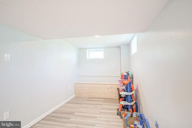 377 N TUCKAHOE RD, Williamstown, NJ 08094