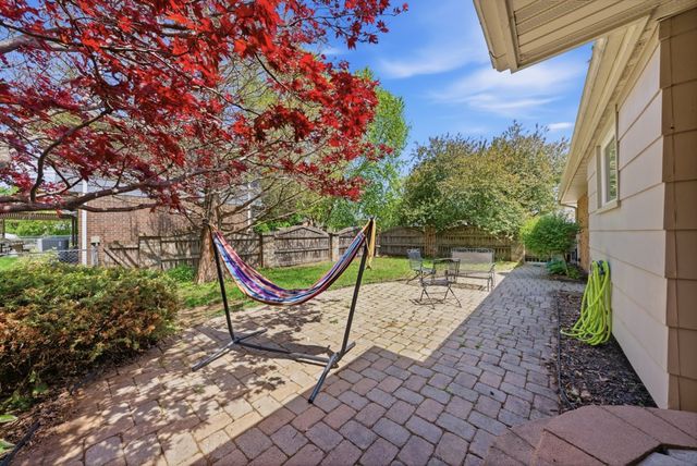 1448 N 6th Avenue E, Newton, IA 50208