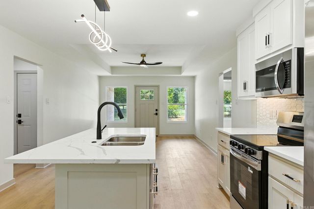 410 N Cedar St Street, Beebe, AR 72012