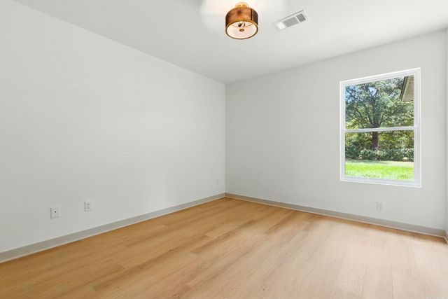 410 N Cedar St Street, Beebe, AR 72012