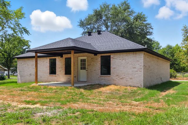 410 N Cedar St Street, Beebe, AR 72012