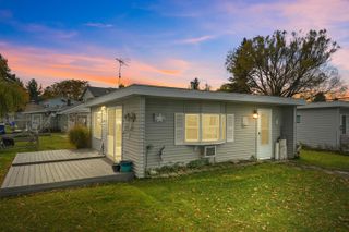 10222 West Shore Drive, #4, Houghton Lake, MI 48629