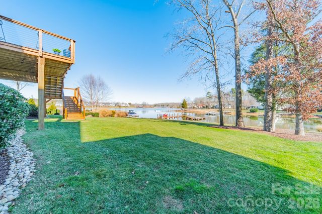 149 Little Indian Loop, Mooresville, NC 28117