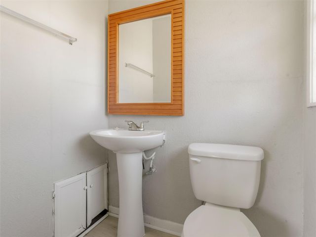 1114 W 11th Street, Freeport, TX 77541