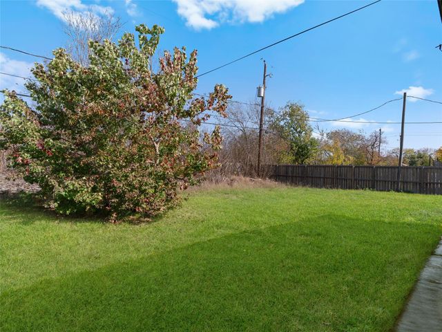 1114 W 11th Street, Freeport, TX 77541