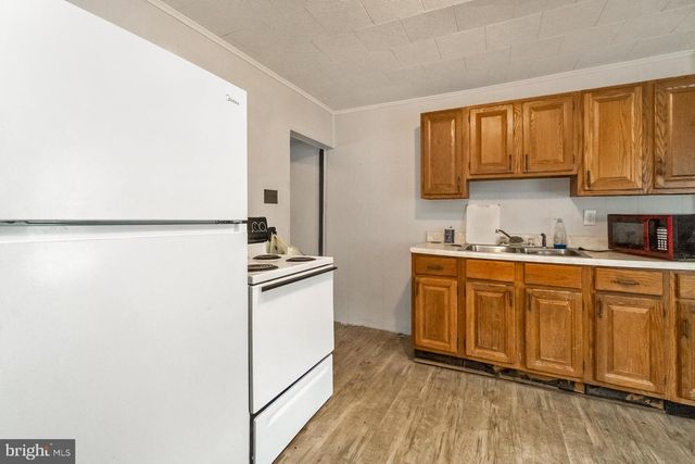 377-379 W RIDGE ST, Lansford, PA 18232