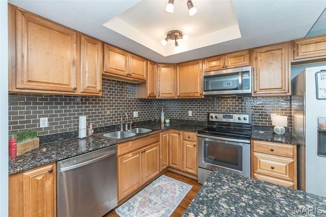 1400 Heritage Landing 103, St Charles, MO 63303