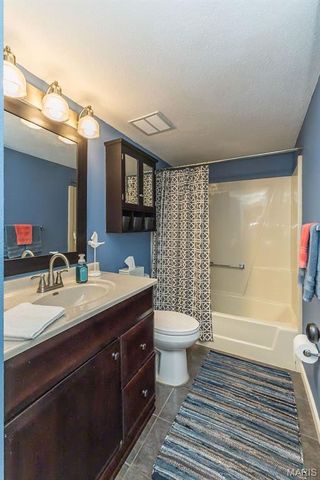 1400 Heritage Landing 103, St Charles, MO 63303