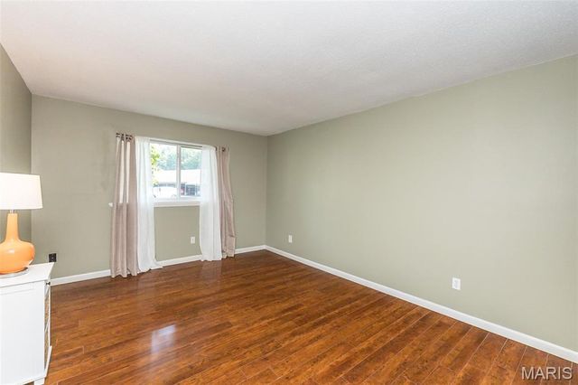 1400 Heritage Landing 103, St Charles, MO 63303